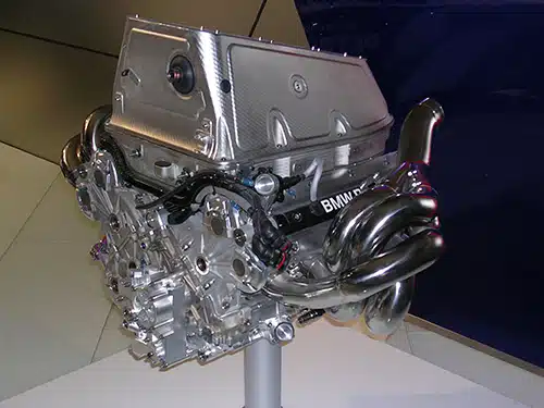 A BMW Sauber P86 V8 engine, which powered their 2006 F1.06